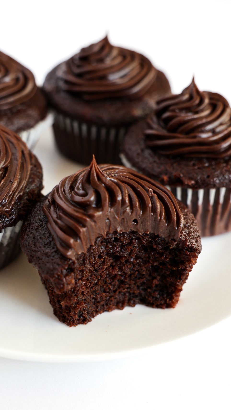 The best fudgey, rich, moist, and fluffy gluten-free vegan chocolate cupcakes! 🍫🧁
*
Gluten-Free Vegan Chocolate Cupcakes (Allergy-Free) 😋
*
These Crazy Chocolate Cupcakes are:👇
Gluten-Free ❤️
Allergy-Free 🧡
Vegan 💛
Easy, Quick, One-Bowl, Simple 9 Ingredients💚
Make-Ahead + Freezer-Friendly💙
Perfect Dessert For Birthdays & Occasions 💜
*
The best Gluten-Free Vegan Chocolate Cupcakes you’ll ever make! Insanely moist and fluffy with incredibly rich chocolate flavor! This easy recipe is completely allergy-free, made in one bowl, and just 9 simple ingredients! Light and fudgy eggless chocolate cupcakes with creamy dairy-free chocolate buttercream frosting; a classic dessert for birthdays and special occasions! 🎉
*
Click the link in my bio @rebeccagf666 for the full recipe on the blog! 👆
https://strengthandsunshine.com/classic-gluten-free-chocolate-cupcakes-vegan-allergy-free-sugar-free/
*
#chocolatecupcakes #cupcakes #vegancupcakes #egglesscupcakes #glutenfree #vegan #allergyfree