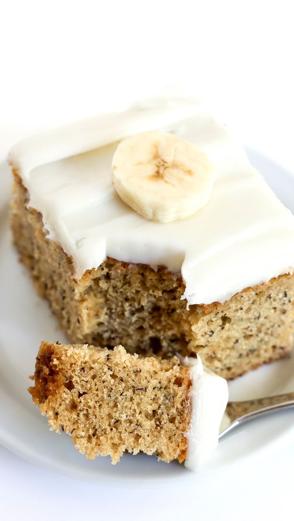 A simple, beginner, and budget-friendly everyday cake...🍰
*
Gluten-Free Banana Cake (Vegan, Allergy-Free) 🍌🎂😋
*
This Beautiful Banana Cake is:👇
Gluten-Free ❤️
Allergy-Free 🧡
Vegan 💛
Easy, Quick, Simple 10 Ingredients 💚
Make-Ahead + Freezer-Friendly 💙
Perfect Dessert For Any Day & Any Occasion 💜
*
This simple and easy Gluten-Free Banana Cake is vegan, allergy-free, and beyond moist and flavorful! This classic cake recipe is eggless and topped with a rich and creamy dairy-free cream cheese frosting! It’s just 10 ingredients and is a perfect dessert for any occasion. Beginner and budget-friendly, healthy, and packed with sweet ripe bananas and a perfect amount of cinnamon! 🎉🍌🎂
*
Click the link in my bio rebeccagf666 for the full recipe on the blog! 
https://strengthandsunshine.com/gluten-free-banana-cake-vegan/
*
#bananacake #glutenfree #vegan #bananarecipes #allergyfree